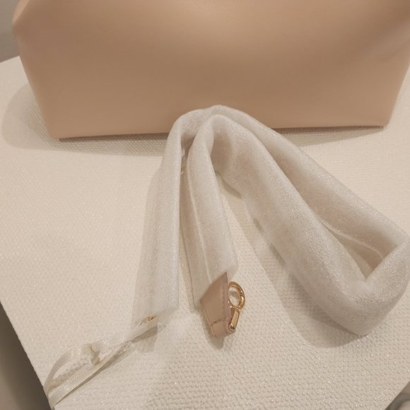 Handbag - Picture 4 of 7